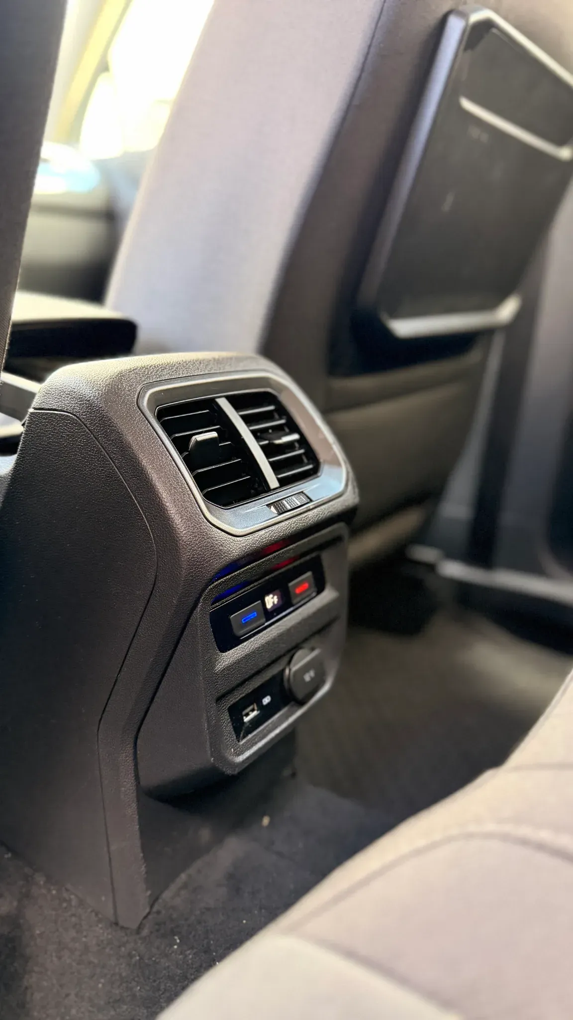 Volkswagen Tiguan Allspace 2.0 TDI 4MOTION DSG R-Line